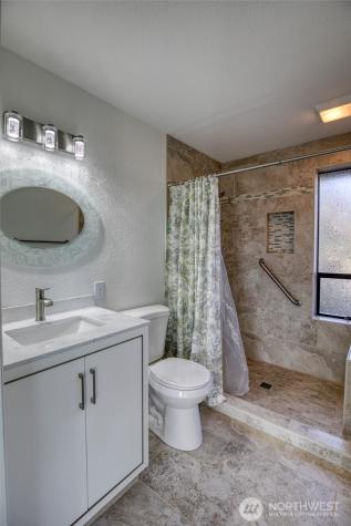 288 Sunrise Avenue SE Ocean Shores WA 98569