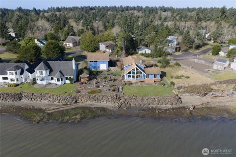 288 Sunrise Avenue SE Ocean Shores WA 98569