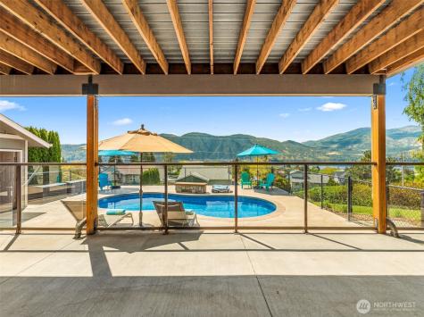 25 Harvey Lewis Lane Manson WA 98831