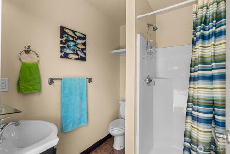 25 Harvey Lewis Lane Manson WA 98831