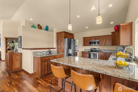 25 Harvey Lewis Lane Manson WA 98831