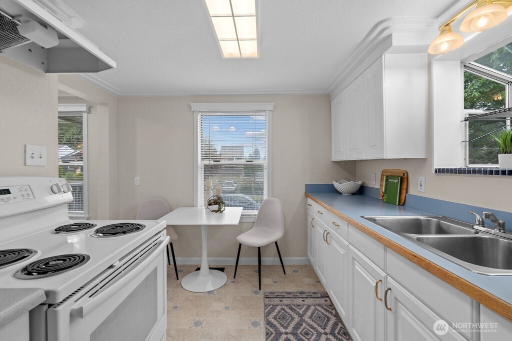 3536 SW Monroe Street Seattle WA 98126