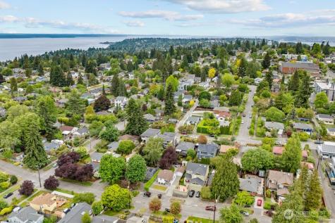 3536 SW Monroe Street Seattle WA 98126