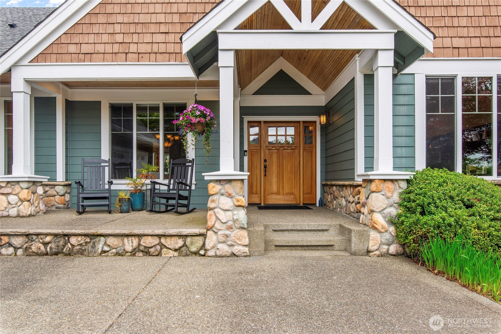 9306 Milburn Loop SE Olympia WA 98513