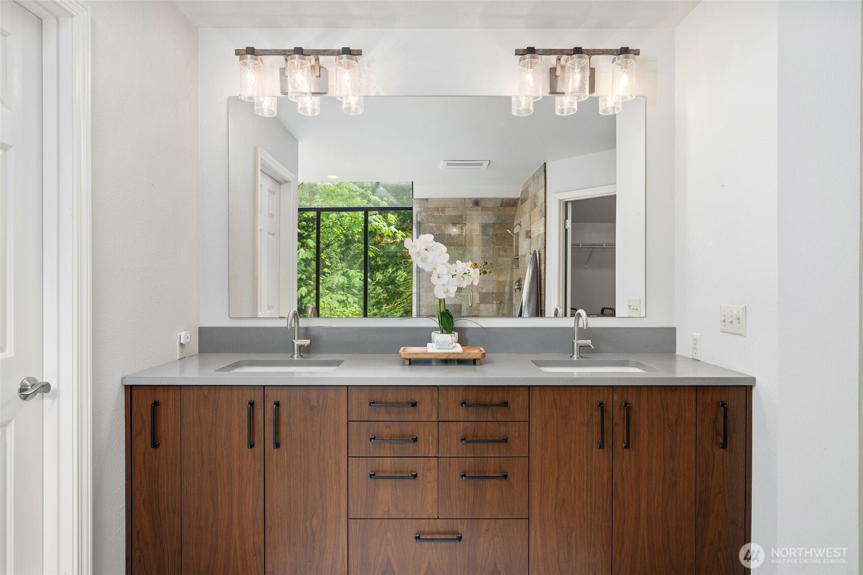 2825 NW Pine Cone Drive Issaquah WA 98027