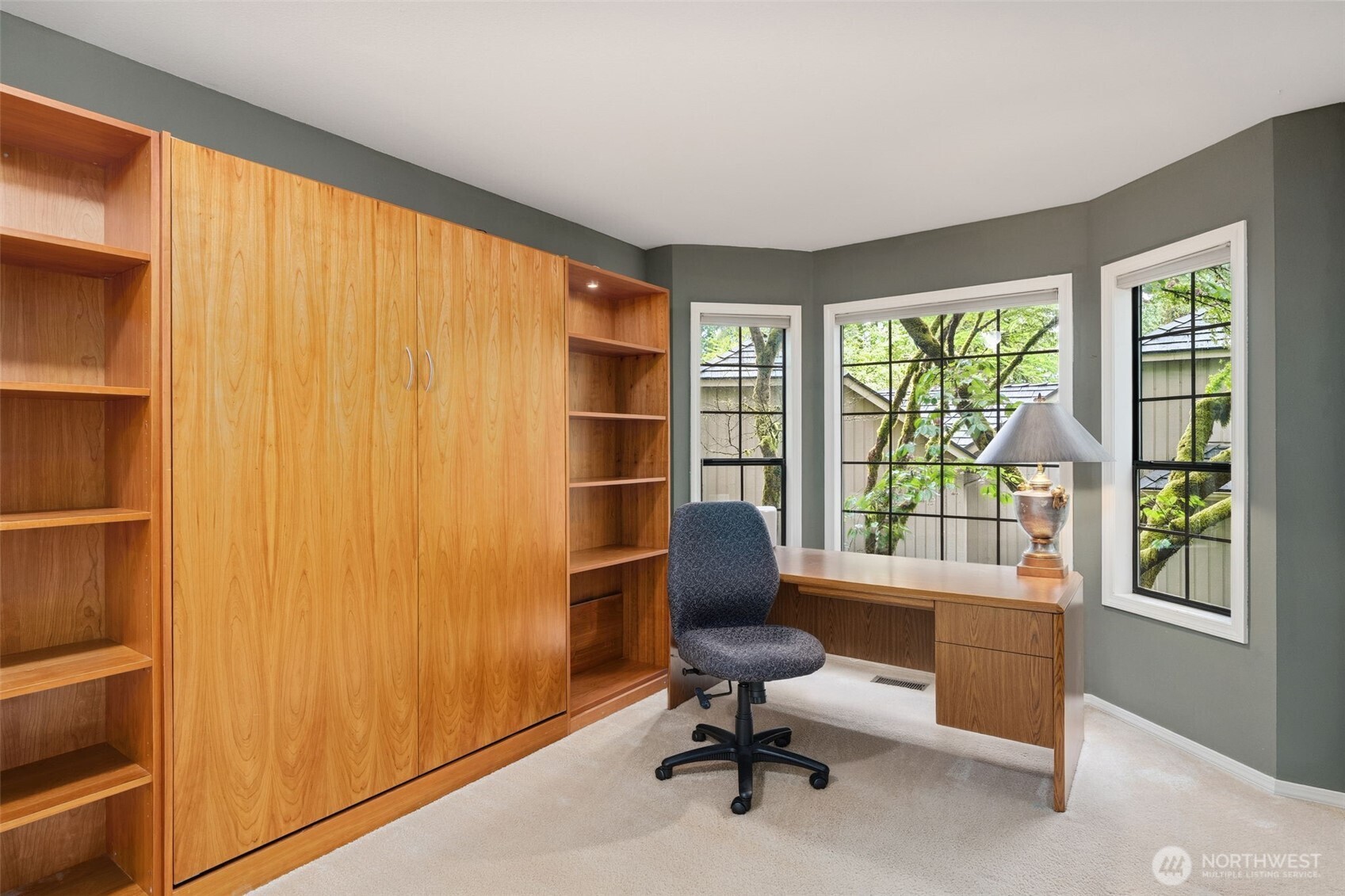 2825 NW Pine Cone Drive Issaquah WA 98027