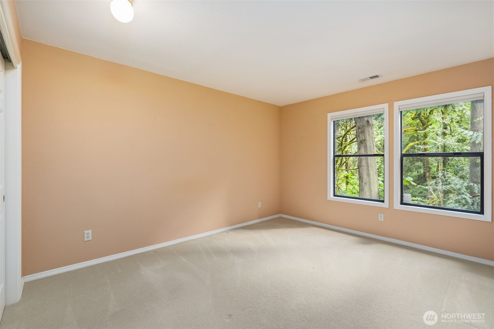 2825 NW Pine Cone Drive Issaquah WA 98027