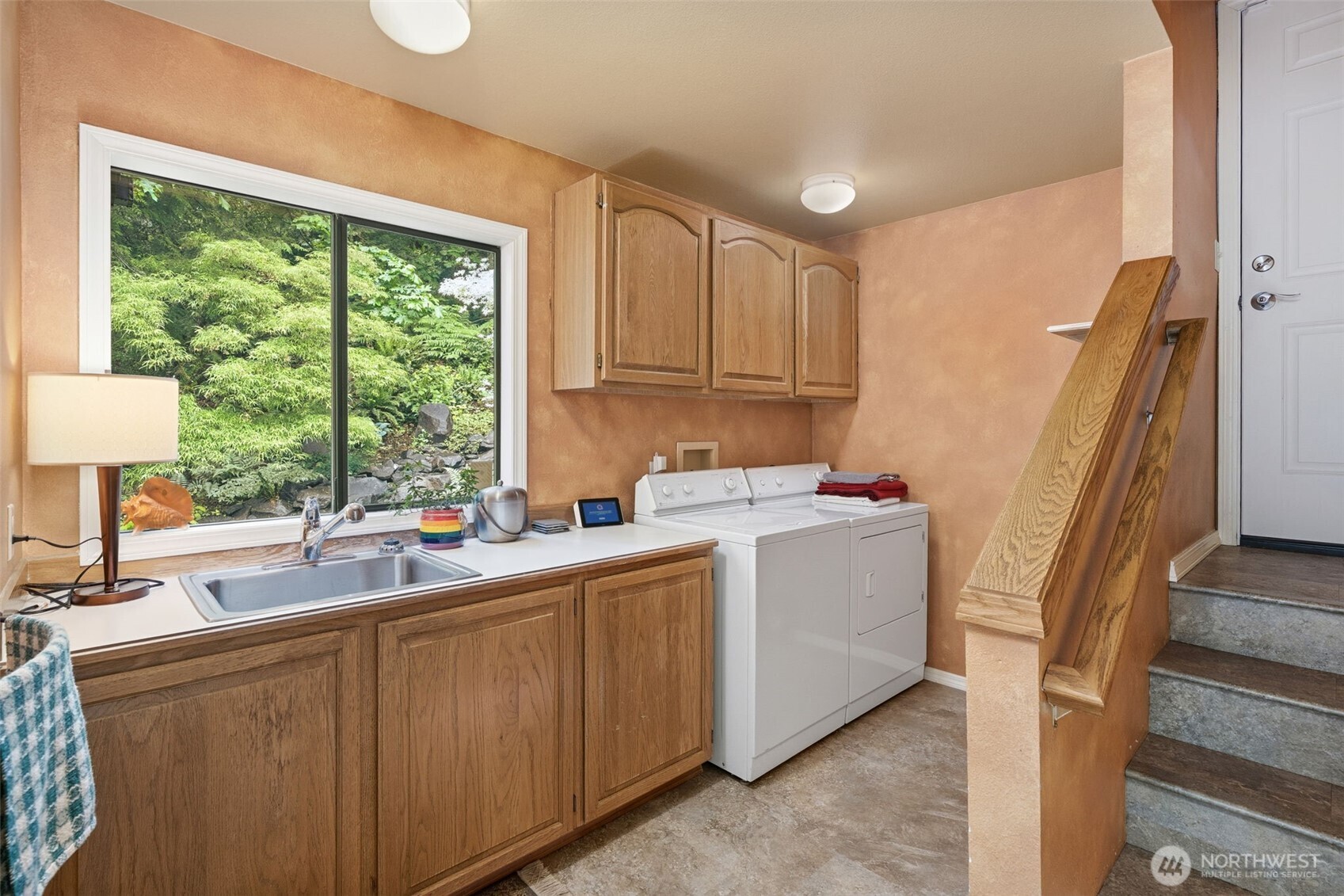 2825 NW Pine Cone Drive Issaquah WA 98027