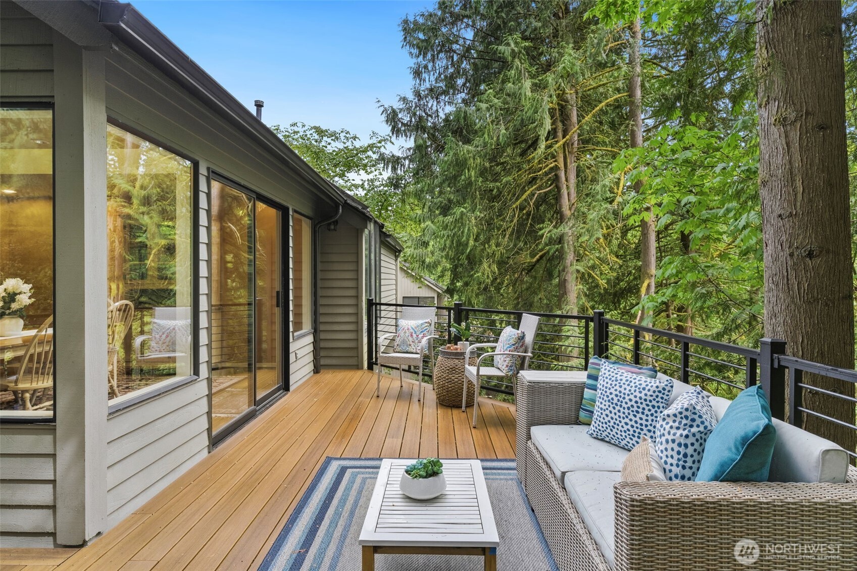 2825 NW Pine Cone Drive Issaquah WA 98027
