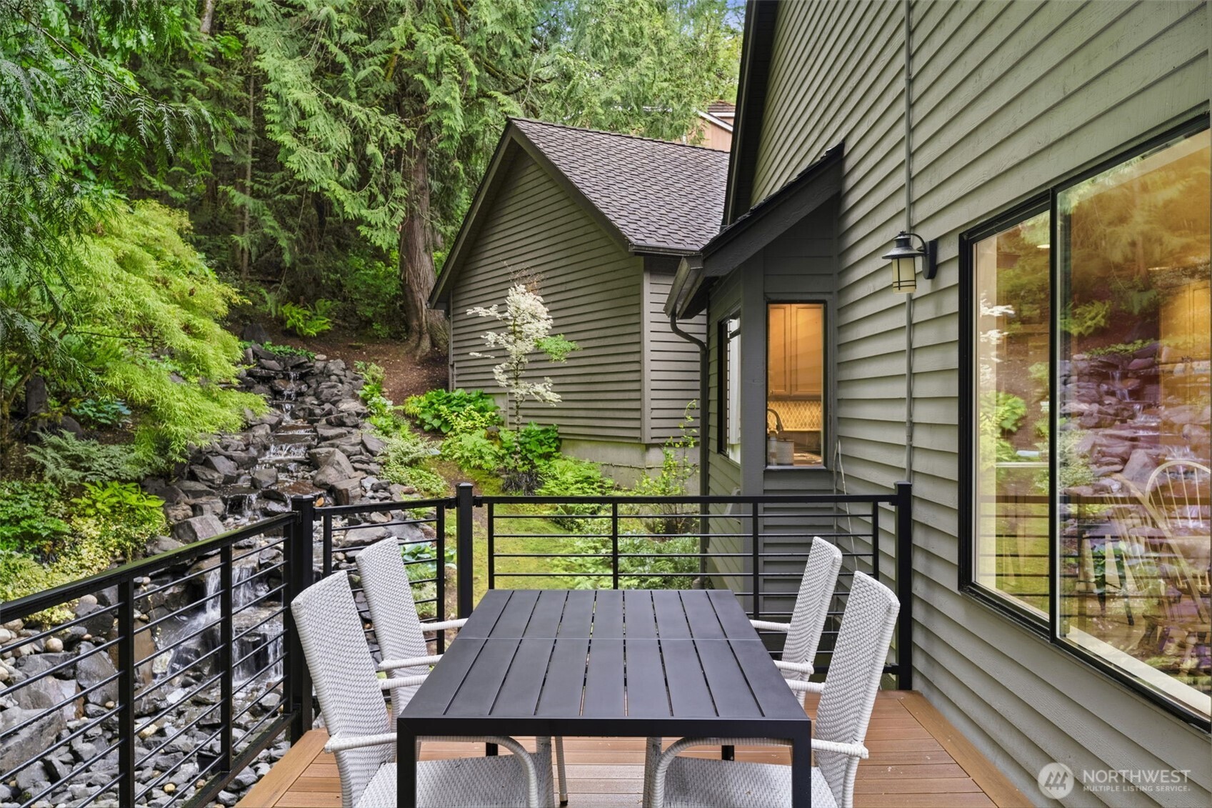 2825 NW Pine Cone Drive Issaquah WA 98027