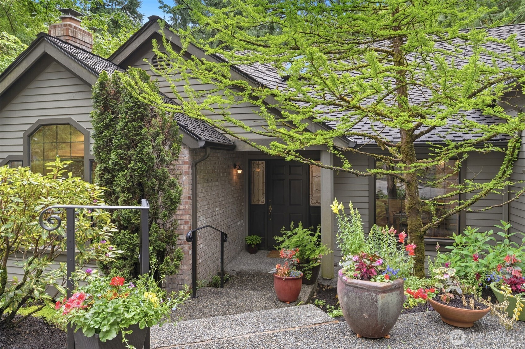 2825 NW Pine Cone Drive Issaquah WA 98027