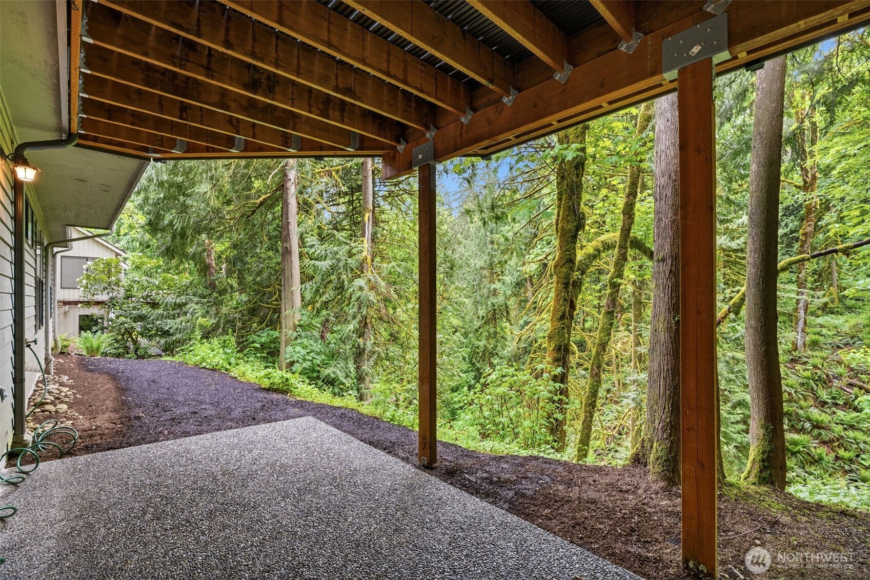 2825 NW Pine Cone Drive Issaquah WA 98027