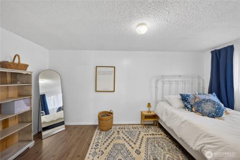 2684 Olympic Drive Oak Harbor WA 98277