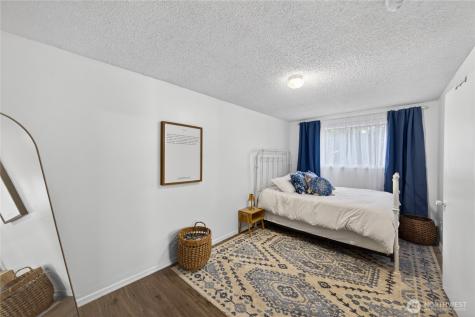 2684 Olympic Drive Oak Harbor WA 98277