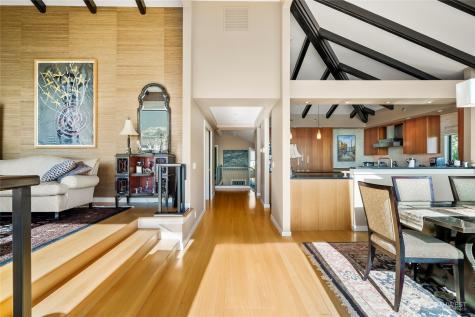 1640 Magnolia Boulevard W Seattle WA 98199