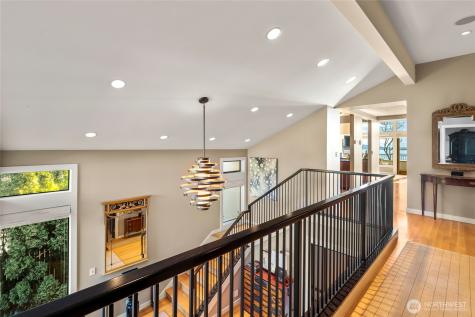 1640 Magnolia Boulevard W Seattle WA 98199