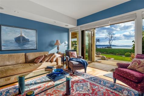 1640 Magnolia Boulevard W Seattle WA 98199
