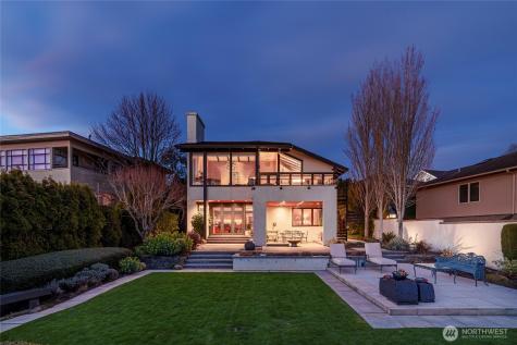 1640 Magnolia Boulevard W Seattle WA 98199