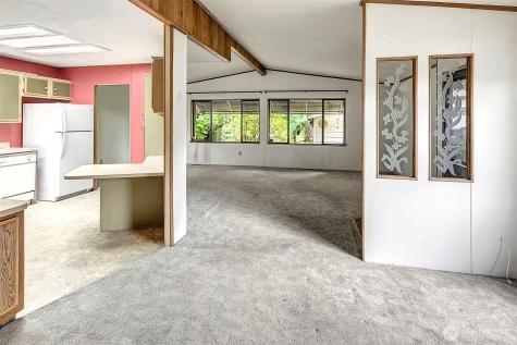 1121 244th Street SW Bothell WA 98021