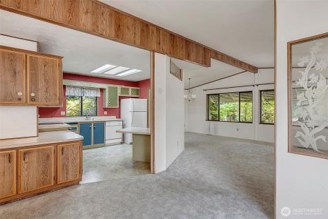 1121 244th Street SW Bothell WA 98021