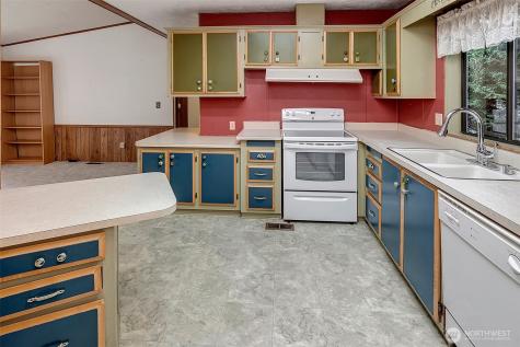 1121 244th Street SW Bothell WA 98021