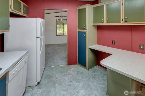 1121 244th Street SW Bothell WA 98021