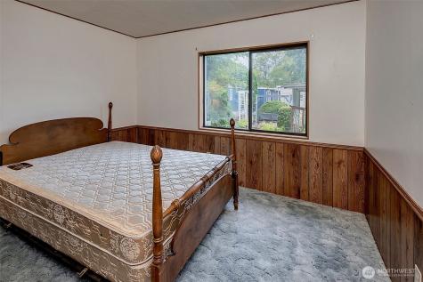 1121 244th Street SW Bothell WA 98021