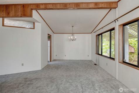 1121 244th Street SW Bothell WA 98021