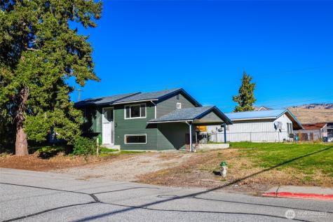 227 E Franklin Chelan WA 98816