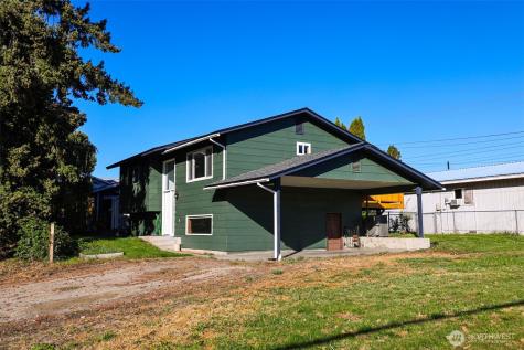 227 E Franklin Chelan WA 98816