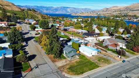 227 E Franklin Chelan WA 98816