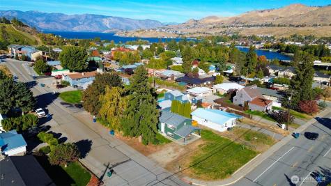 227 E Franklin Chelan WA 98816