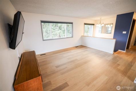 227 E Franklin Chelan WA 98816