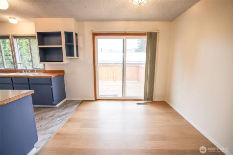 227 E Franklin Chelan WA 98816