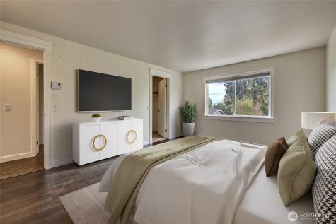 733 104th Street Seattle WA 98133