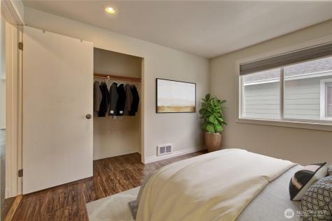 733 104th Street Seattle WA 98133