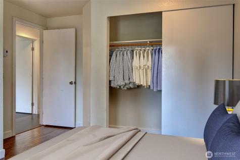 733 104th Street Seattle WA 98133