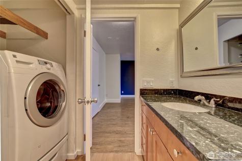 733 104th Street Seattle WA 98133