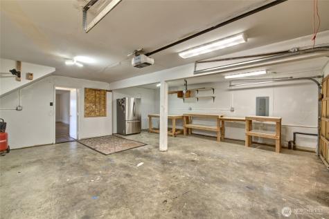 733 104th Street Seattle WA 98133