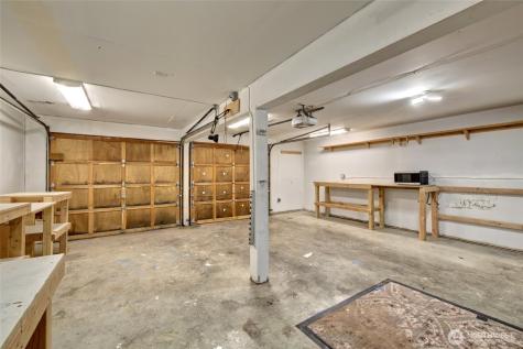 733 104th Street Seattle WA 98133