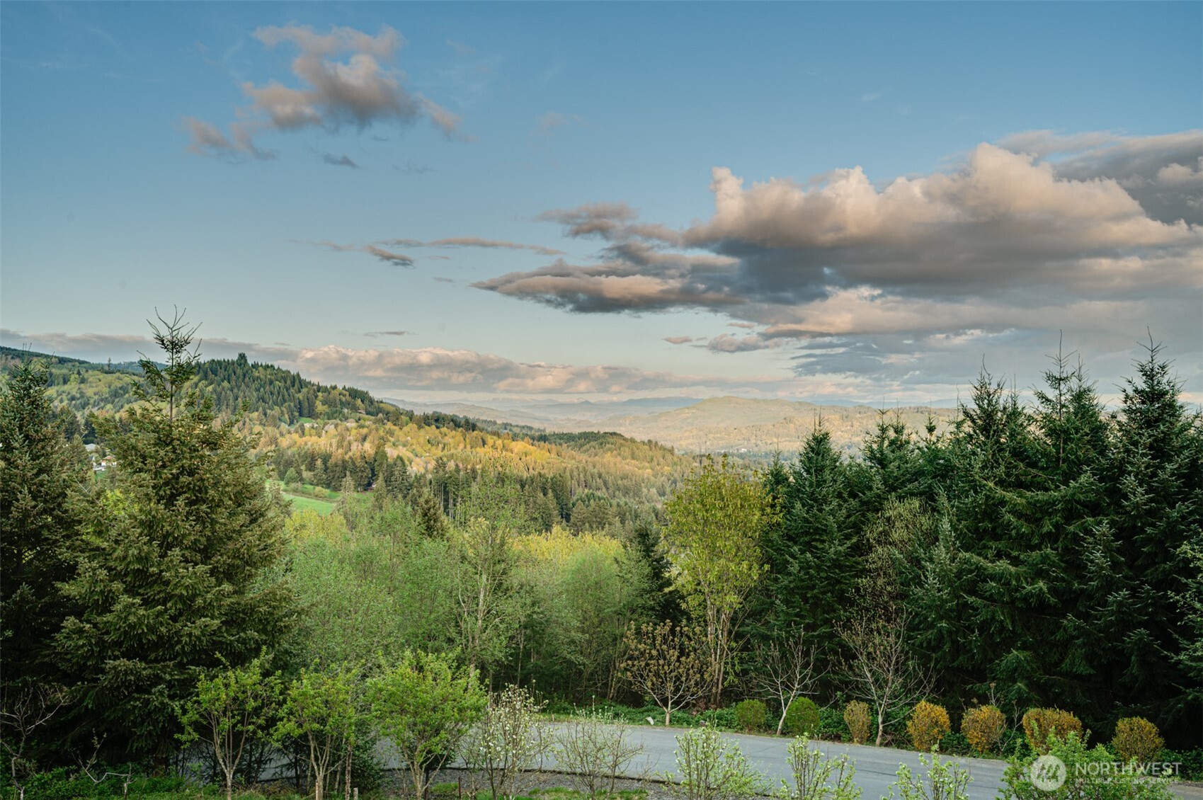 200 Pineridge Drive Woodland WA 98674