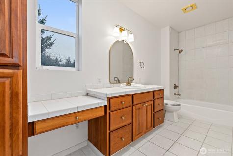13502 144th Street E Puyallup WA 98374