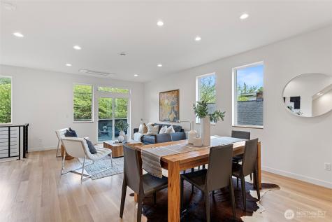 6743 Earl Avenue NW Seattle WA 98117