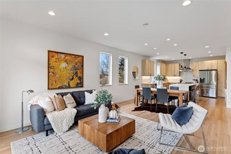 6743 Earl Avenue NW Seattle WA 98117