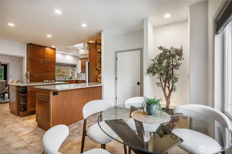 8975 Snowy Owl Lane Blaine WA 98230