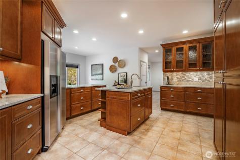 8975 Snowy Owl Lane Blaine WA 98230