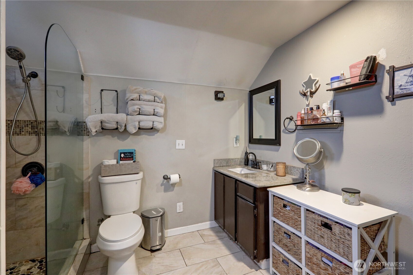 18005 Iris Place SW Rochester WA 98579