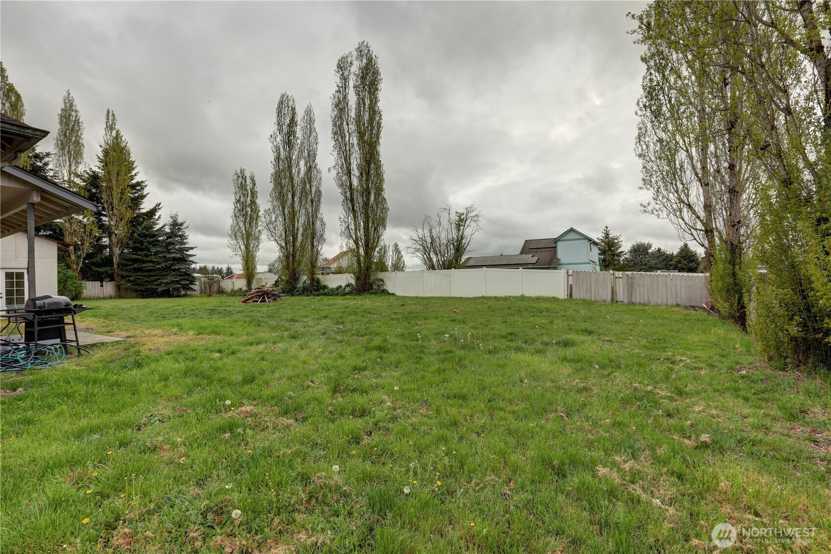 18005 Iris Place SW Rochester WA 98579