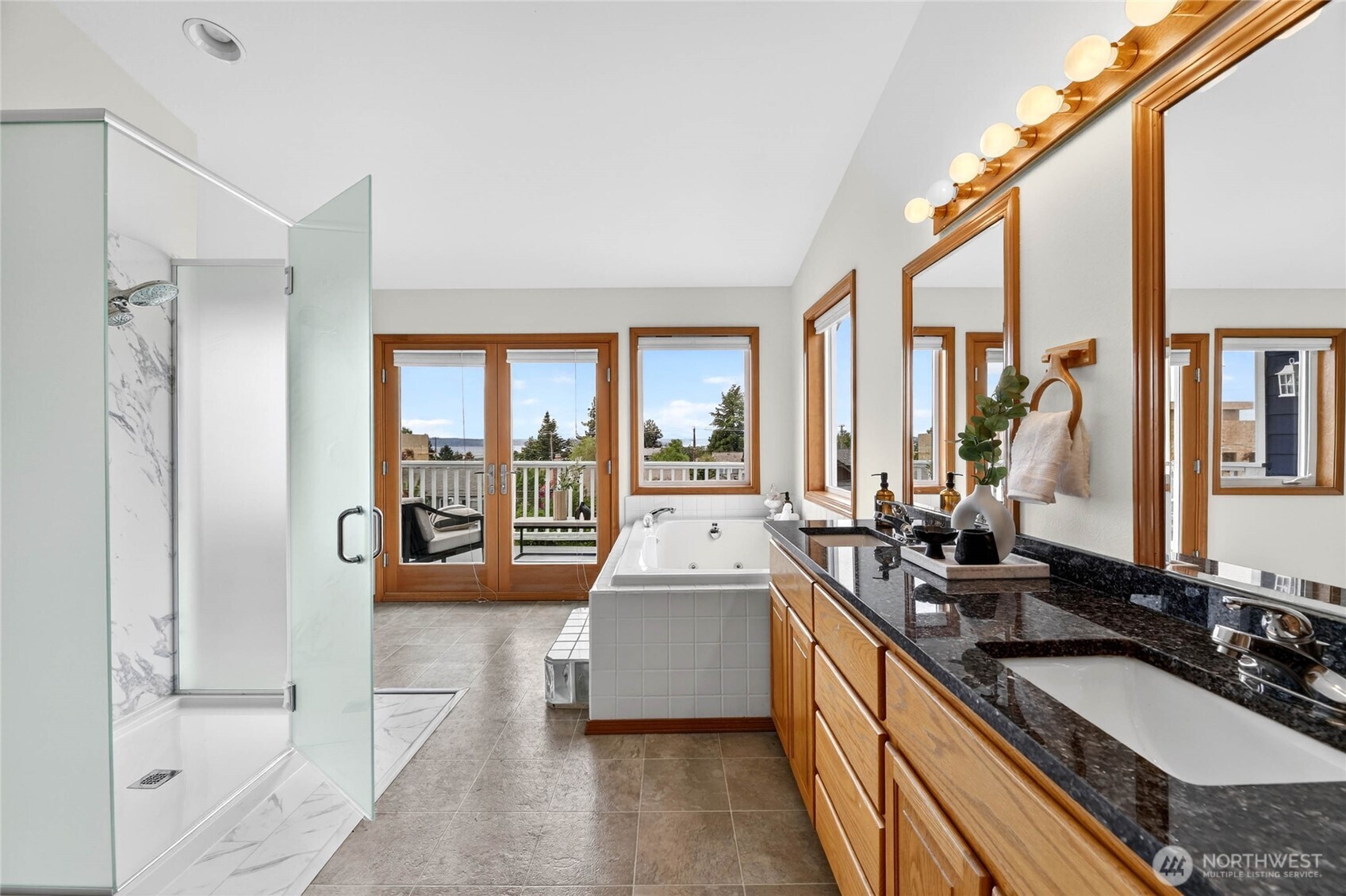 6530 44th Avenue SW Seattle WA 98136