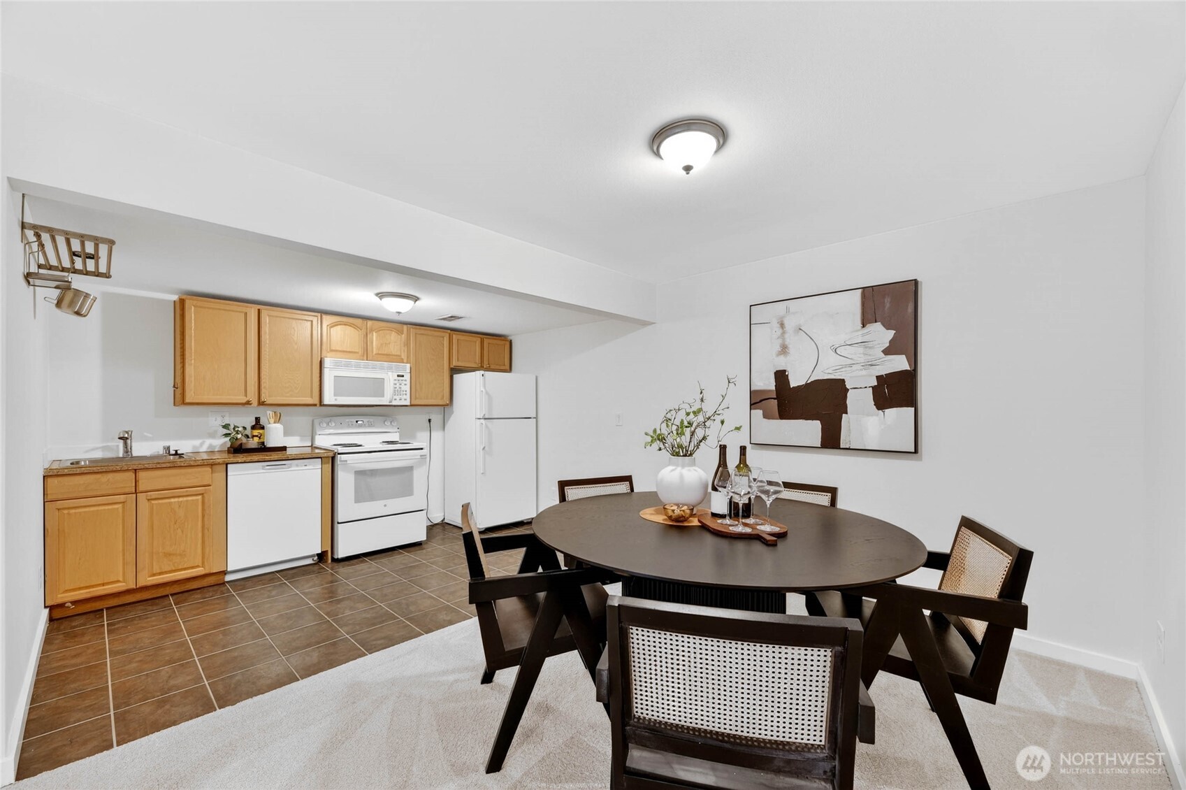 6530 44th Avenue SW Seattle WA 98136